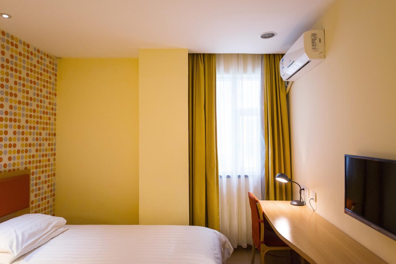 Home Inn Shanghai Century Park Exterior photo