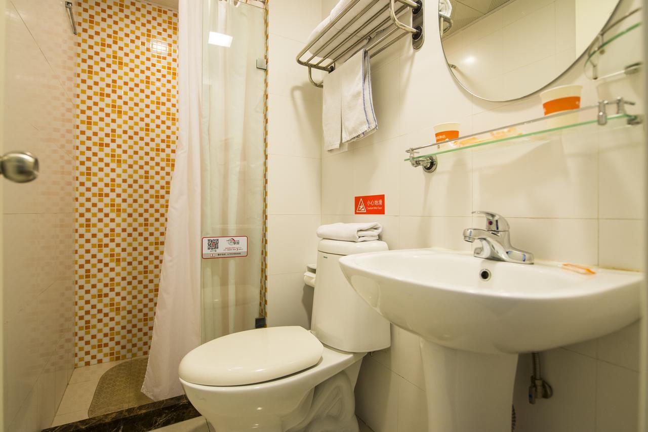 Home Inn Shanghai Century Park Exterior photo