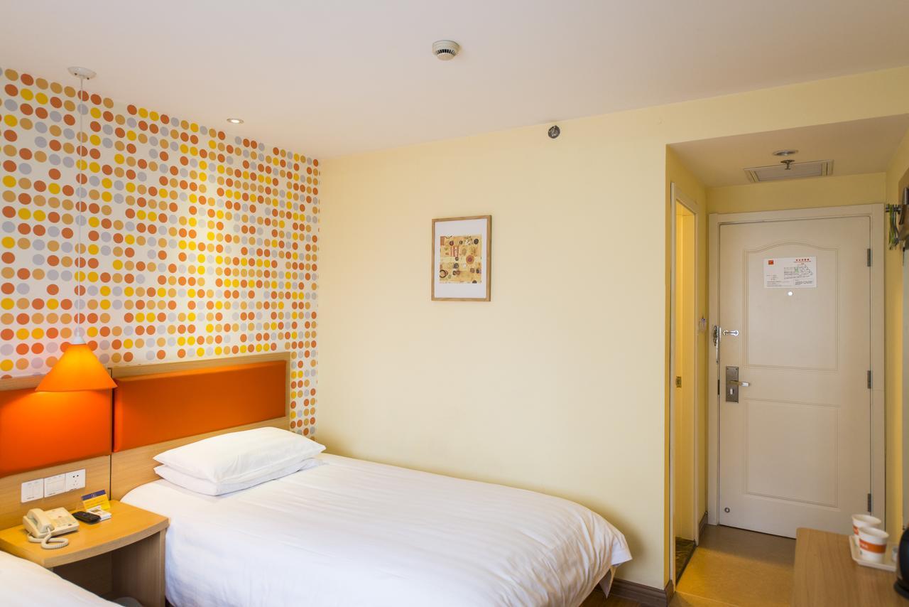 Home Inn Shanghai Century Park Exterior photo