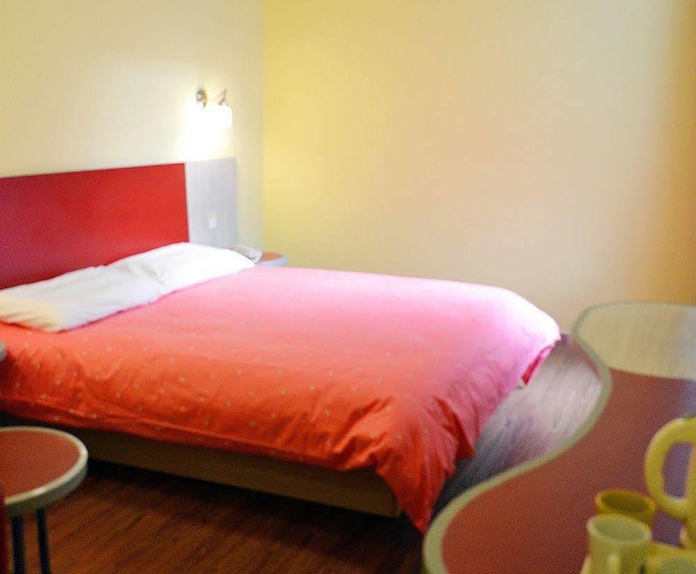 Home Inn Shanghai Century Park Exterior photo